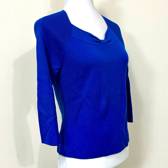 NWOT EVIE Blue Knit w Twist Front & Square V-Neck 3/4 Sleeves Pullover Top S - Picture 4 of 12